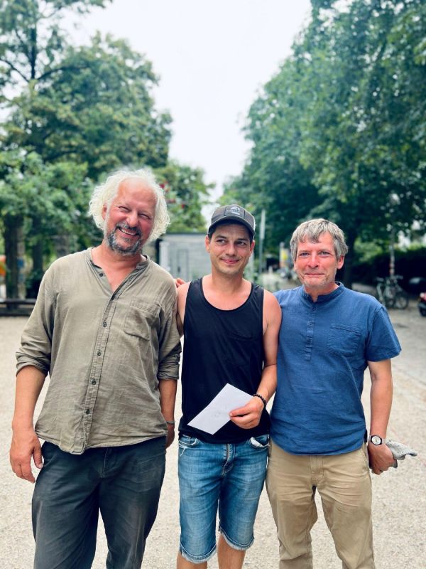 whatsapp image025 06 30 at 13.10.32  